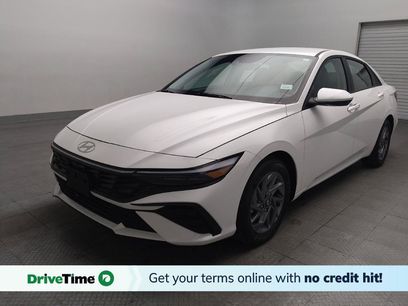 Used 2025 Hyundai Elantra Hybrid