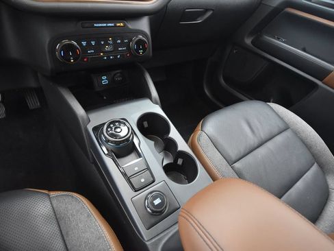Used 2022 Ford Bronco Sport Outer Banks w/ Tech Package AWD/4WD image 32