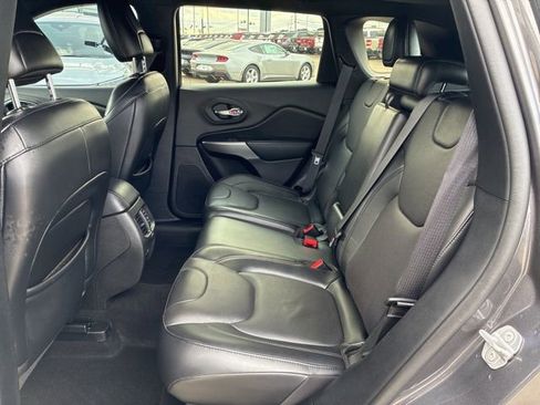 Used 2020 Jeep Cherokee High Altitude image 18