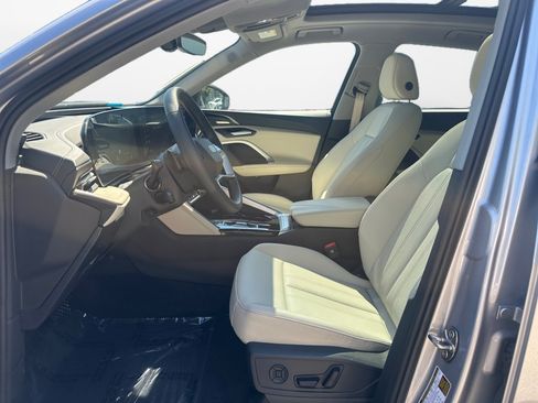 Certified 2025 Audi Q5 Premium Plus w/ Premium Plus AWD/4WD image 9