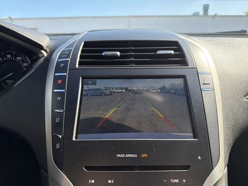 Used 2015 Lincoln MKZ AWD w/ Equipment Group 102A Reserve image 25