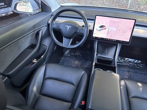 Used 2018 Tesla Model 3 Mid Range RWD image 17