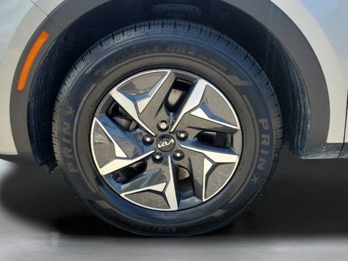 Used 2023 Kia Sorento EX FWD image 26