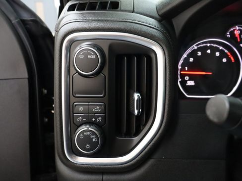 Used 2023 Chevrolet Silverado 3500 LT w/ Convenience Package image 15