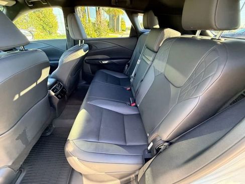 Certified 2025 Lexus RX 350 FWD image 18