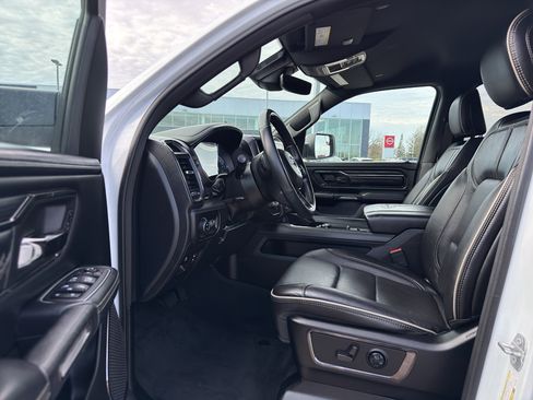 Used 2022 RAM 1500 Limited AWD/4WD image 12