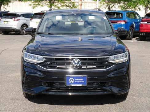 Certified 2024 Volkswagen Tiguan SE R-Line AWD/4WD image 2
