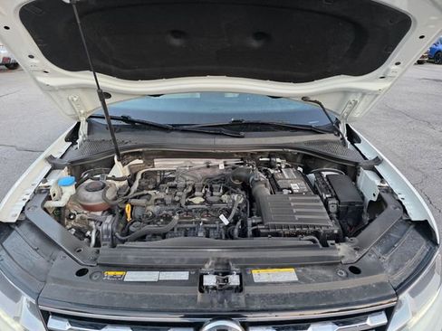 Used 2021 Volkswagen Tiguan SE AWD/4WD image 13
