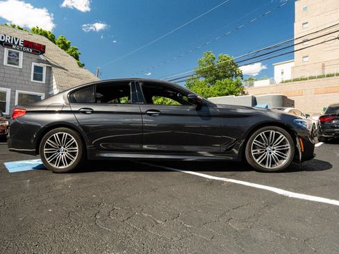 Used 2018 BMW 530i xDrive AWD/4WD image 2