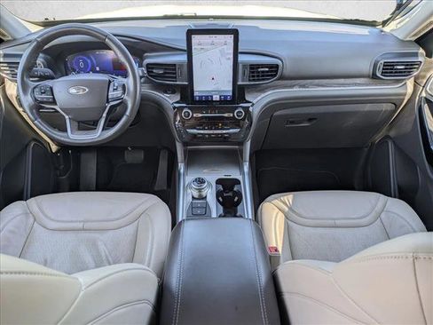 Used 2023 Ford Explorer Platinum w/ Technology Package image 19