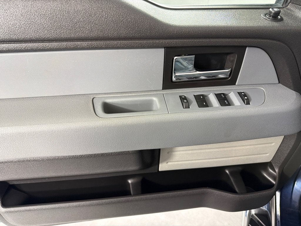 Used 2014 Ford F150 XLT w/ Equipment Group 302A Luxury AWD/4WD image 11
