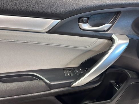 Used 2018 Honda Civic EX-T image 10