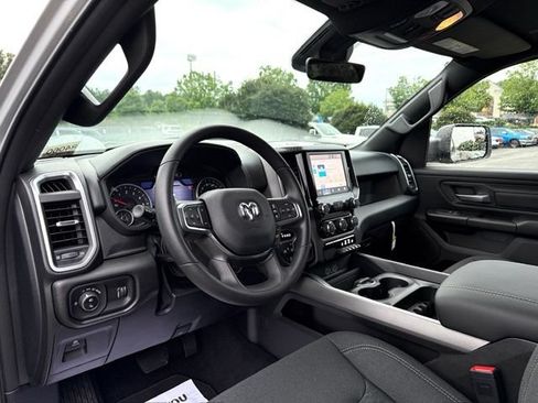 New 2026 RAM 1500 Express AWD/4WD image 16