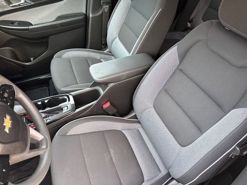 Used 2025 Chevrolet TrailBlazer LT image 36