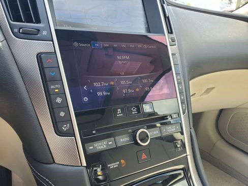 Used 2017 INFINITI Q50 3.0t Premium w/ 3.0T Premium Plus Package AWD/4WD image 31