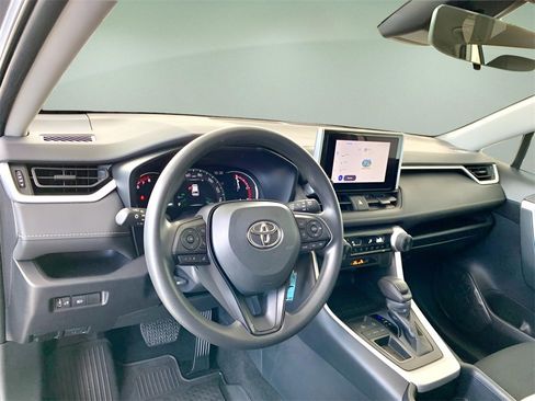 Used 2023 Toyota RAV4 LE image 15