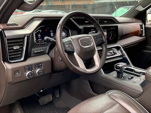Used 2024 GMC Sierra 1500 Denali w/ Denali Reserve Package image 16