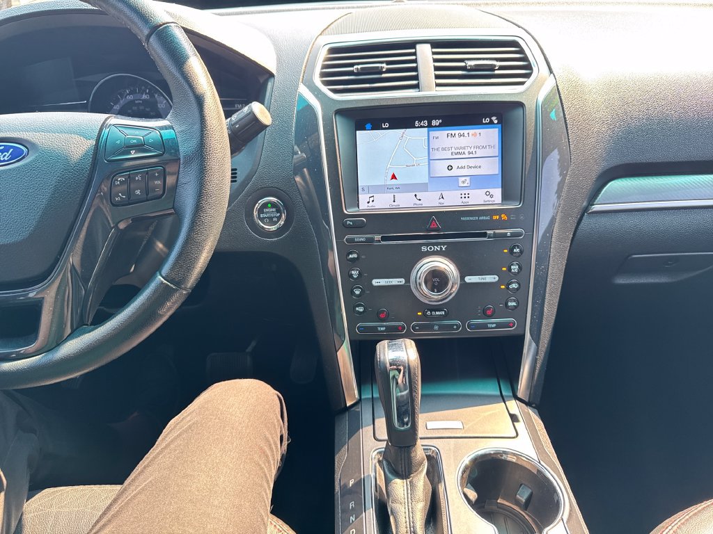 Used 2018 Ford Explorer Sport AWD/4WD image 18