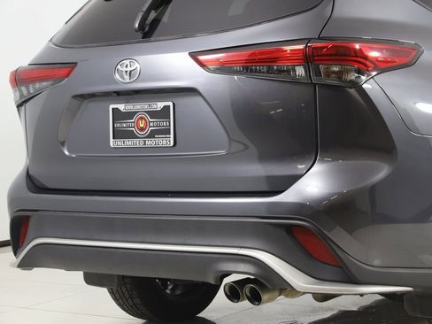 Used 2023 Toyota Highlander XSE image 45