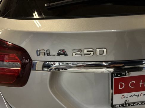 Used 2019 Mercedes-Benz GLA 250 4MATIC image 25