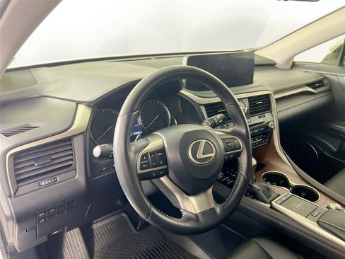 Used 2022 Lexus RX 350L Premium w/ Premium Package image 10