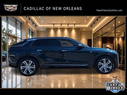 Certified 2024 Cadillac Lyriq Tech AWD/4WD image 2