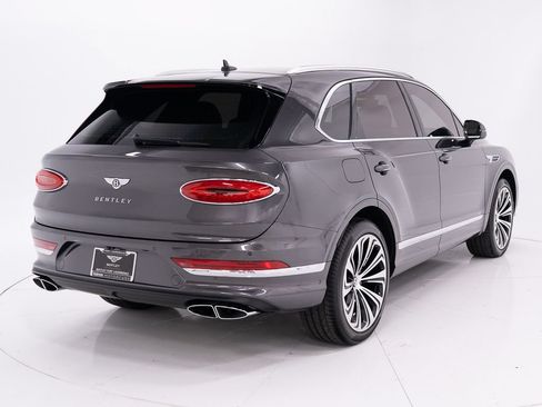 Certified 2022 Bentley Bentayga AWD/4WD image 5