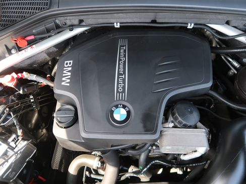 Used 2017 BMW X3 sDrive28i RWD image 31