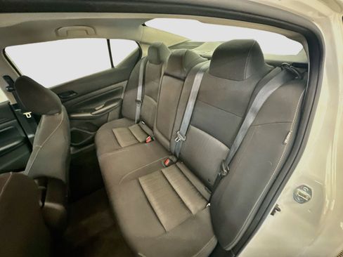 Used 2025 Nissan Altima 2.5 SV FWD image 28