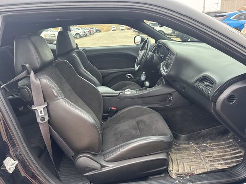 Used 2021 Dodge Challenger GT w/ Plus Package image 5