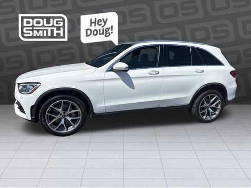 Used 2020 Mercedes-Benz GLC 300 4MATIC image 1