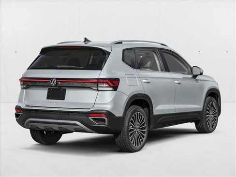 Used 2026 Volkswagen Taos SE FWD image 2