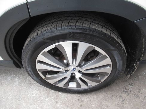 Used 2021 Subaru Ascent Touring image 16