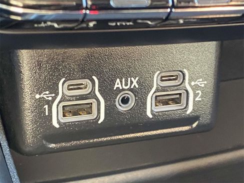 Used 2023 Dodge Durango GT image 61