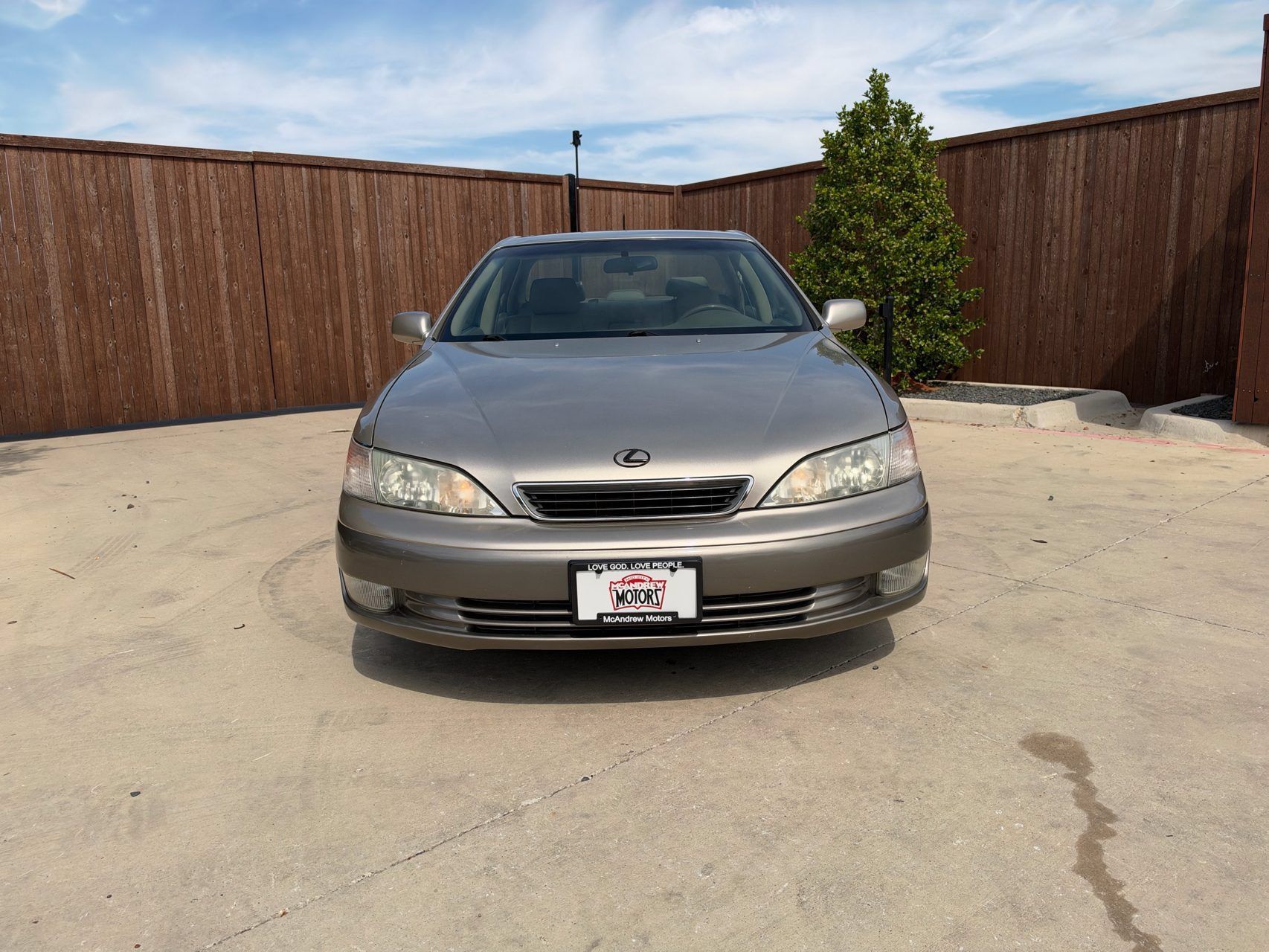 Used 1999 Lexus ES 330 FWD image 1