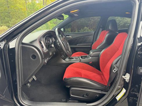 Used 2023 Dodge Charger Scat Pack w/ Plus Group image 17