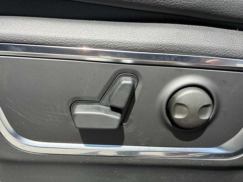 New 2026 RAM 1500 Laramie AWD/4WD image 14