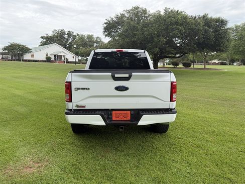Used 2017 Ford F150 XLT w/ Equipment Group 301A Mid AWD/4WD image 10