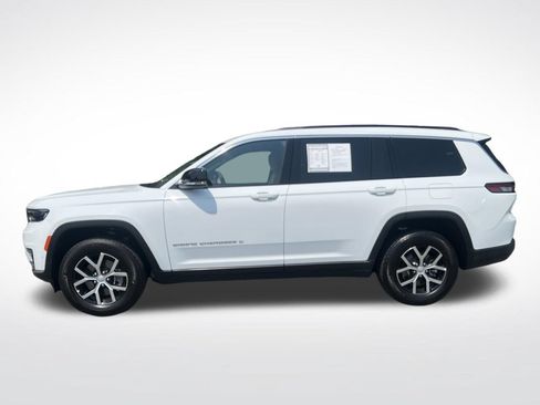 Used 2025 Jeep Grand Cherokee L Limited w/ Luxury Tech Group II RWD image 2