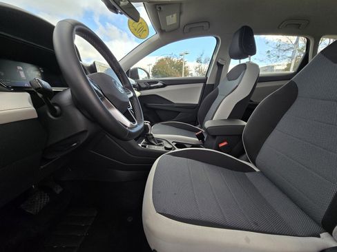 Used 2025 Volkswagen Taos S image 10