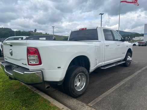 Used 2022 RAM 3500 Big Horn AWD/4WD image 4