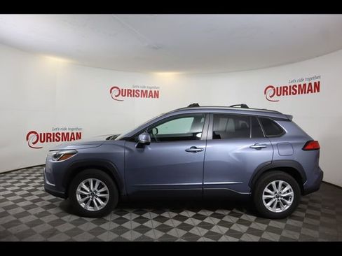 Used 2022 Toyota Corolla Cross LE AWD/4WD image 7