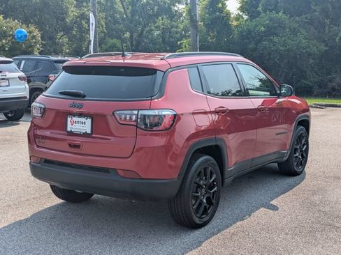 New 2026 Jeep Compass Latitude AWD/4WD image 3