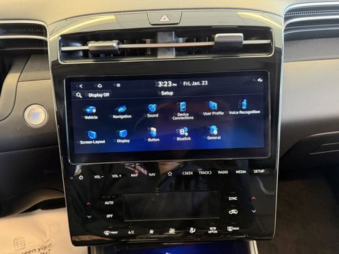 Used 2023 Hyundai Tucson Limited image 31