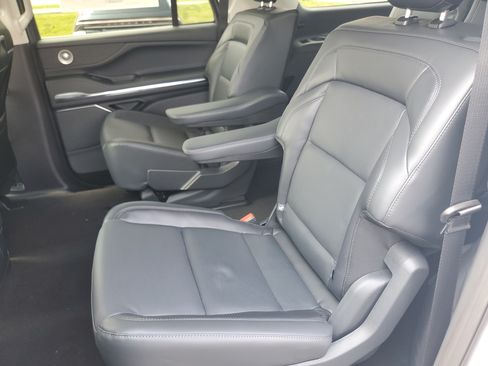 New 2027 Lincoln Navigator L Reserve AWD/4WD image 30