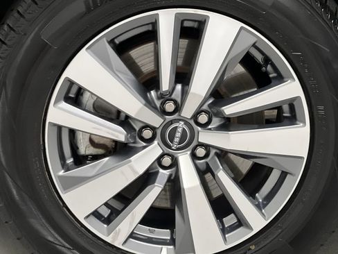 Used 2025 Nissan Pathfinder SL FWD image 76