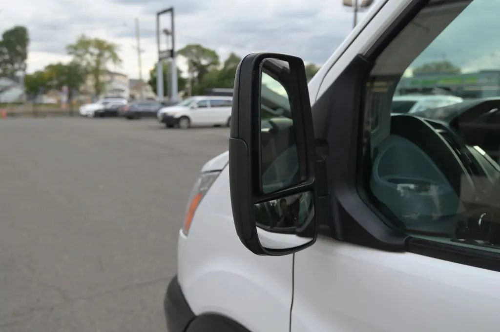 Used 2019 Ford Transit 350 XLT RWD image 12