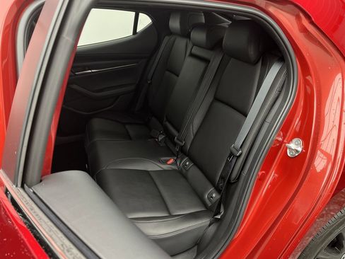 Certified 2025 MAZDA MAZDA3 s Sport image 10