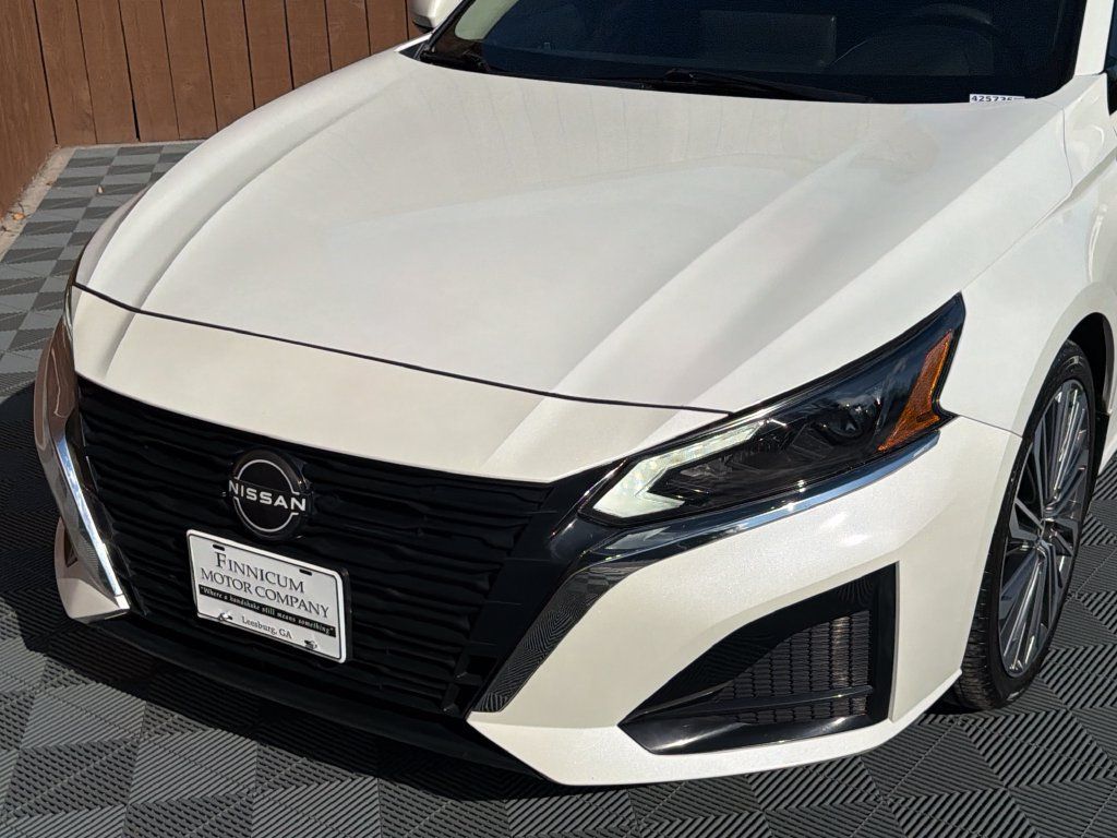 Used 2023 Nissan Altima 2.5 SL FWD image 19