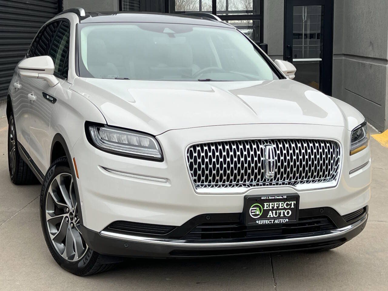 Used 2022 Lincoln Nautilus Reserve w/ Equipment Group 201A AWD/4WD image 5